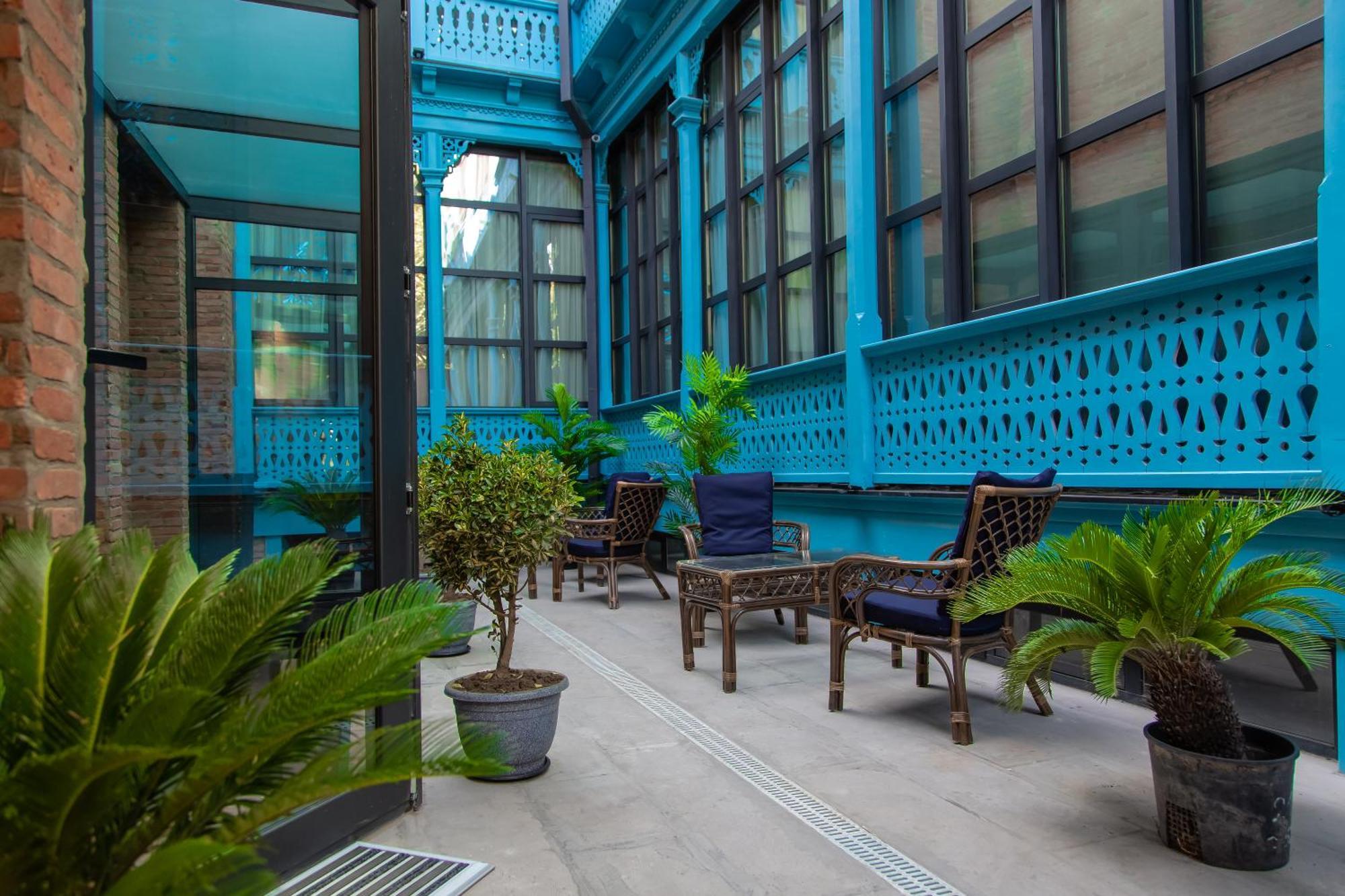Royal Inn Тбилиси Екстериор снимка